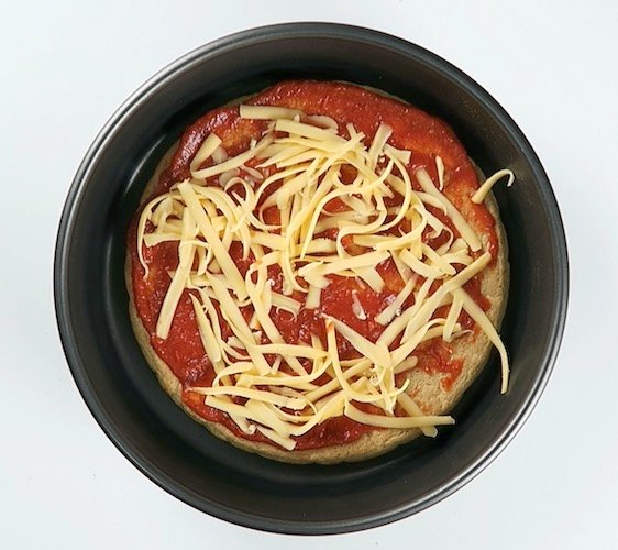 chrupiący spód do pizzy z komosy ryżowej