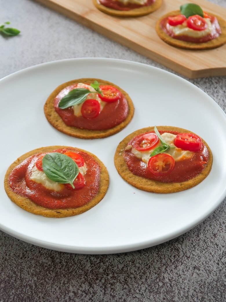 Vegan mini pizza