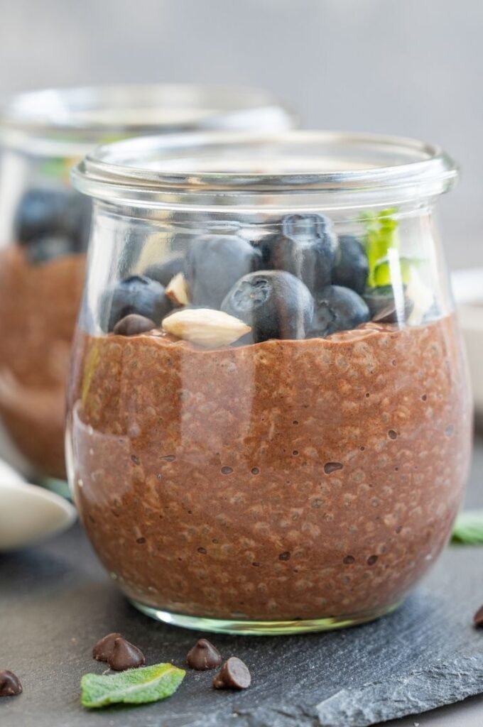 Kremowy proteinowy pudding chia czekoladowy